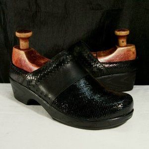 KLOGS ASTORIA BLACK SMOOTH & PATENT LEATHER WOMENS NURSE WORK CLOGS 8.5M